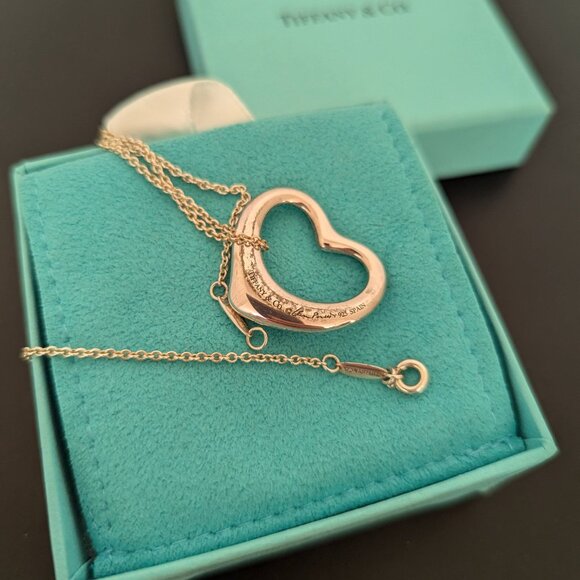 Tiffany Elsa Peretti Open Heart Pendant in sterling silver 27 mm - Picture 8 of 16